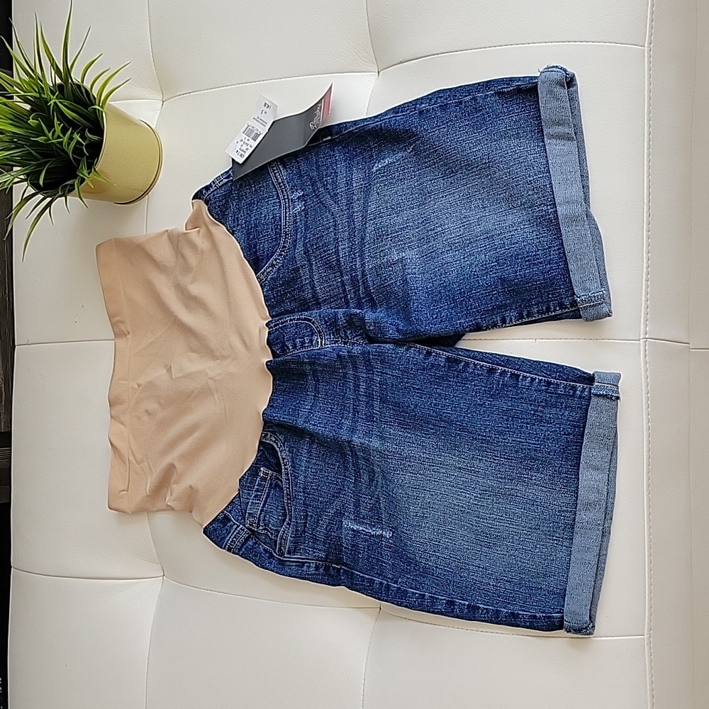 NWT maternity jean shorts